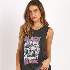 Spell designs top size small